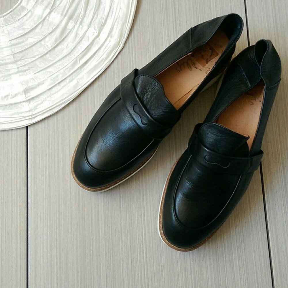 Shellys London flats platform slip ons